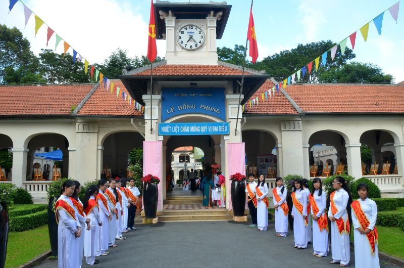 trường THPT Lê Hồng Phong
