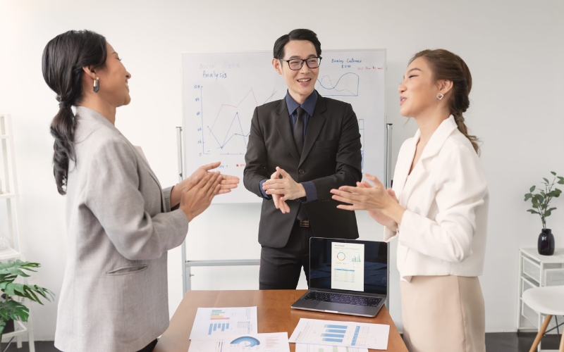 đào tạo thuê ngoài