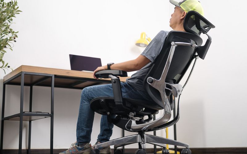 Chú ý kỹ phần tựa lưng