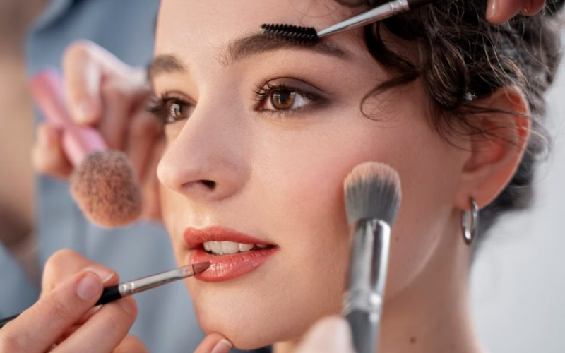 làm video youtube chủ đề beauty và makeup